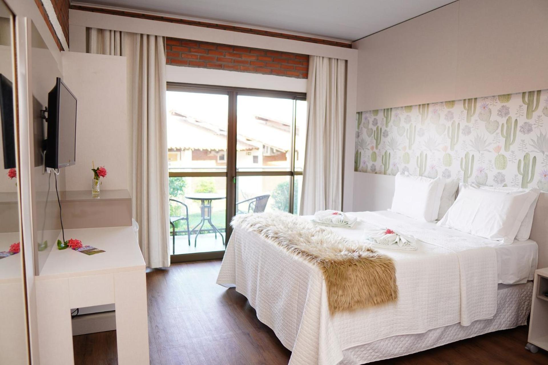 Pedra Do Sino Hotel 皮拉尼亚斯 外观 照片
