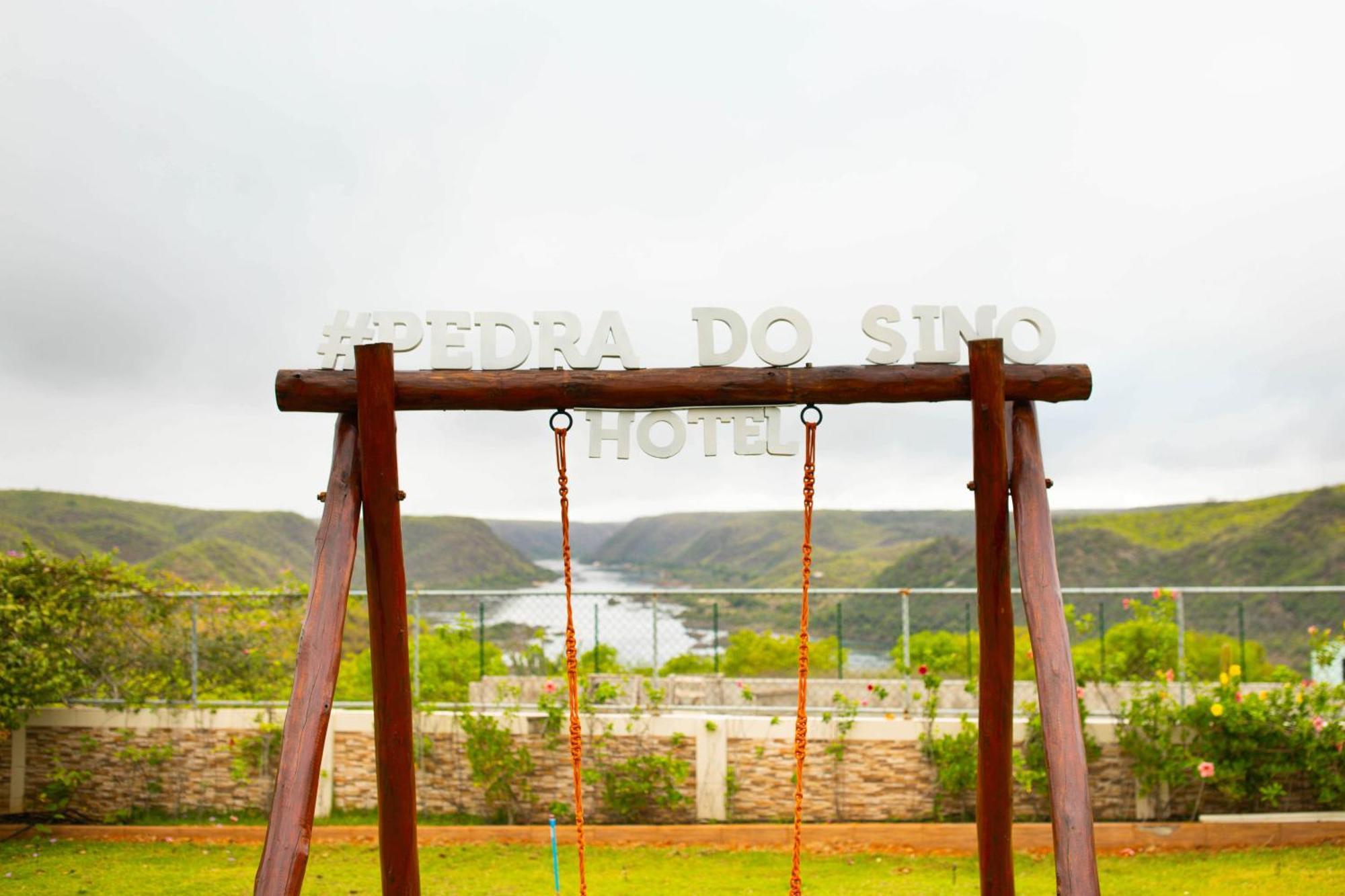 Pedra Do Sino Hotel 皮拉尼亚斯 外观 照片